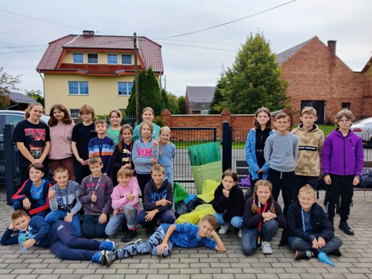 Sprzątanie świata 2022/2023